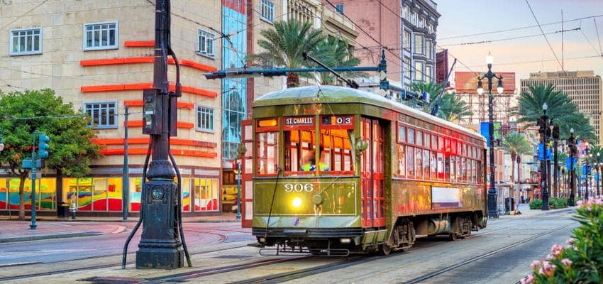 new orleans street car in the french quarter