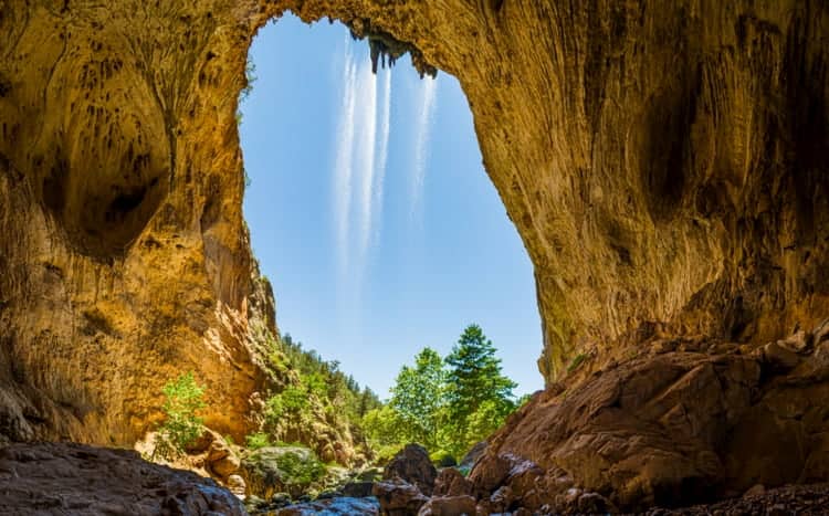 Tonto Natural Bridge Caverns in Phoenix