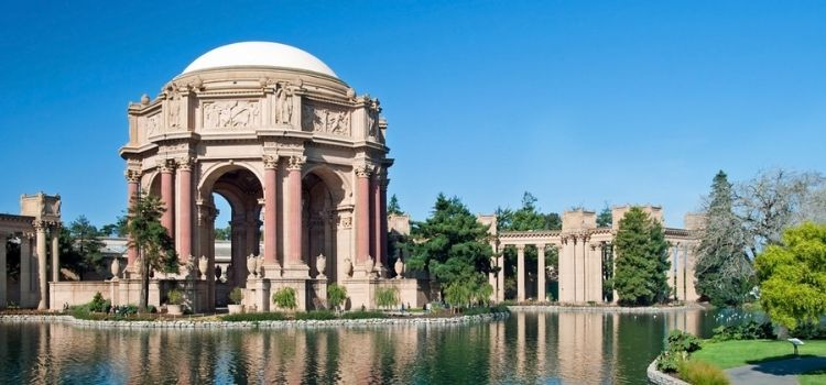 Exploratorium and Palace of Fine Arts in San Francisco