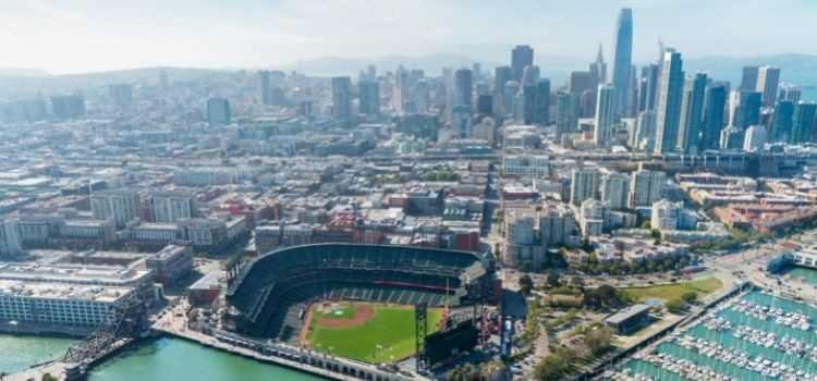 Oracle Park and the San Francisco skyline