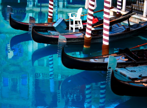 gondolas outside of the venetian hotel las vegas